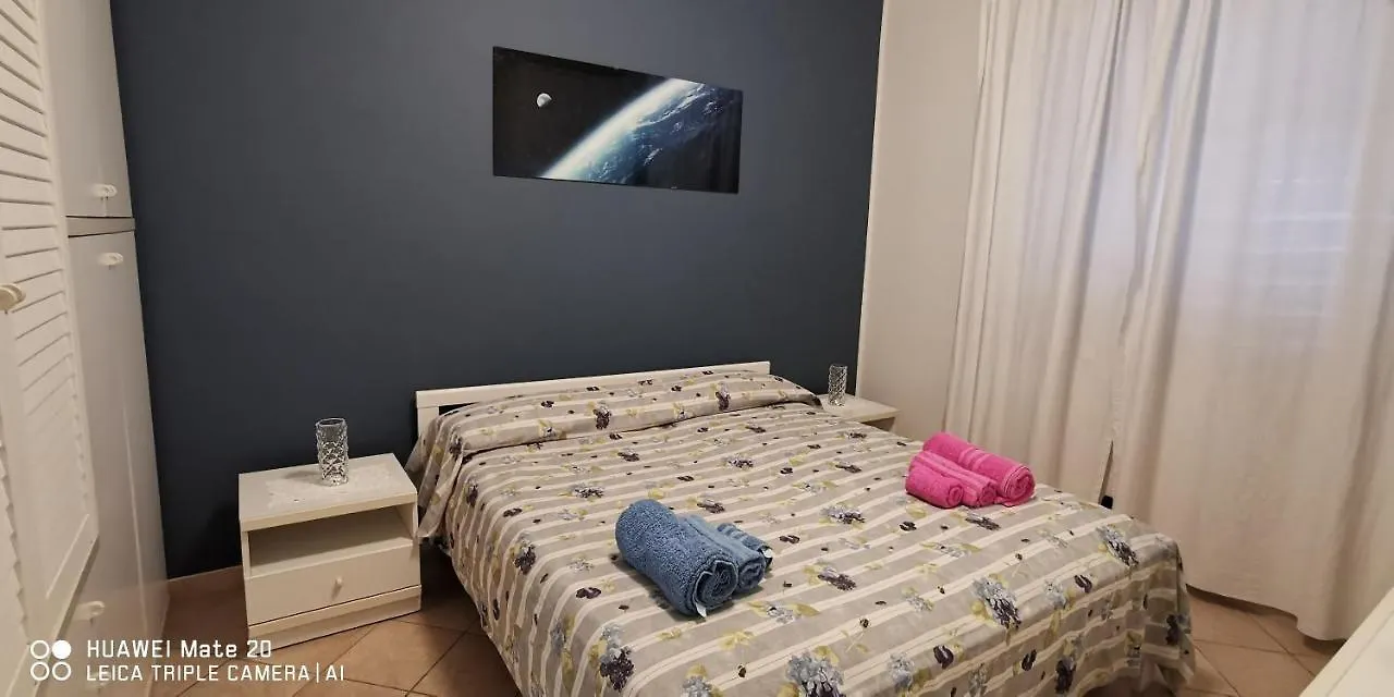 Appartamento Sea Garden, fronte mare con piscina Mascali