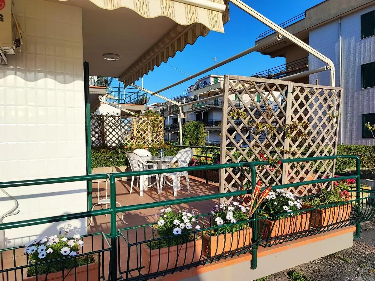 Appartamento Sea Garden, fronte mare con piscina Mascali 0*,  Italia