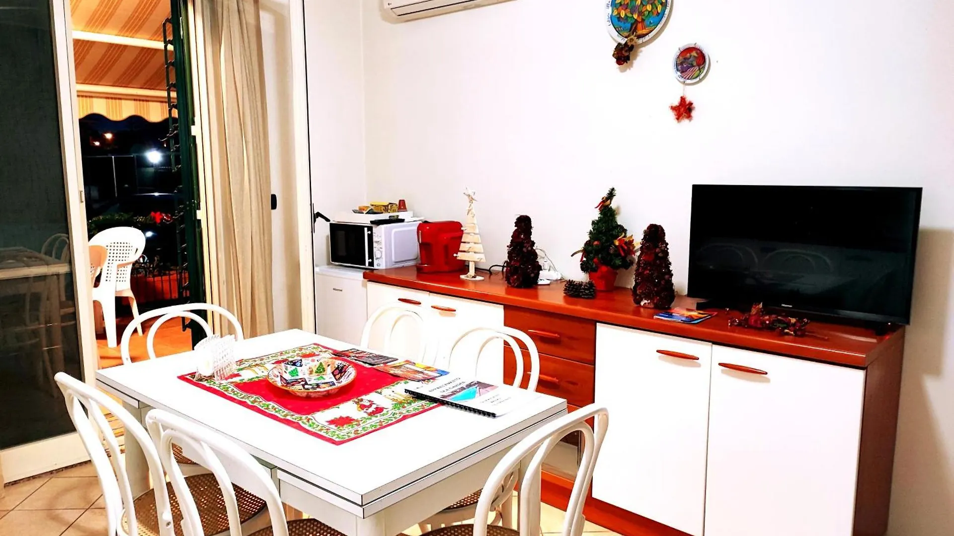Appartamento Sea Garden, fronte mare con piscina Mascali Italia